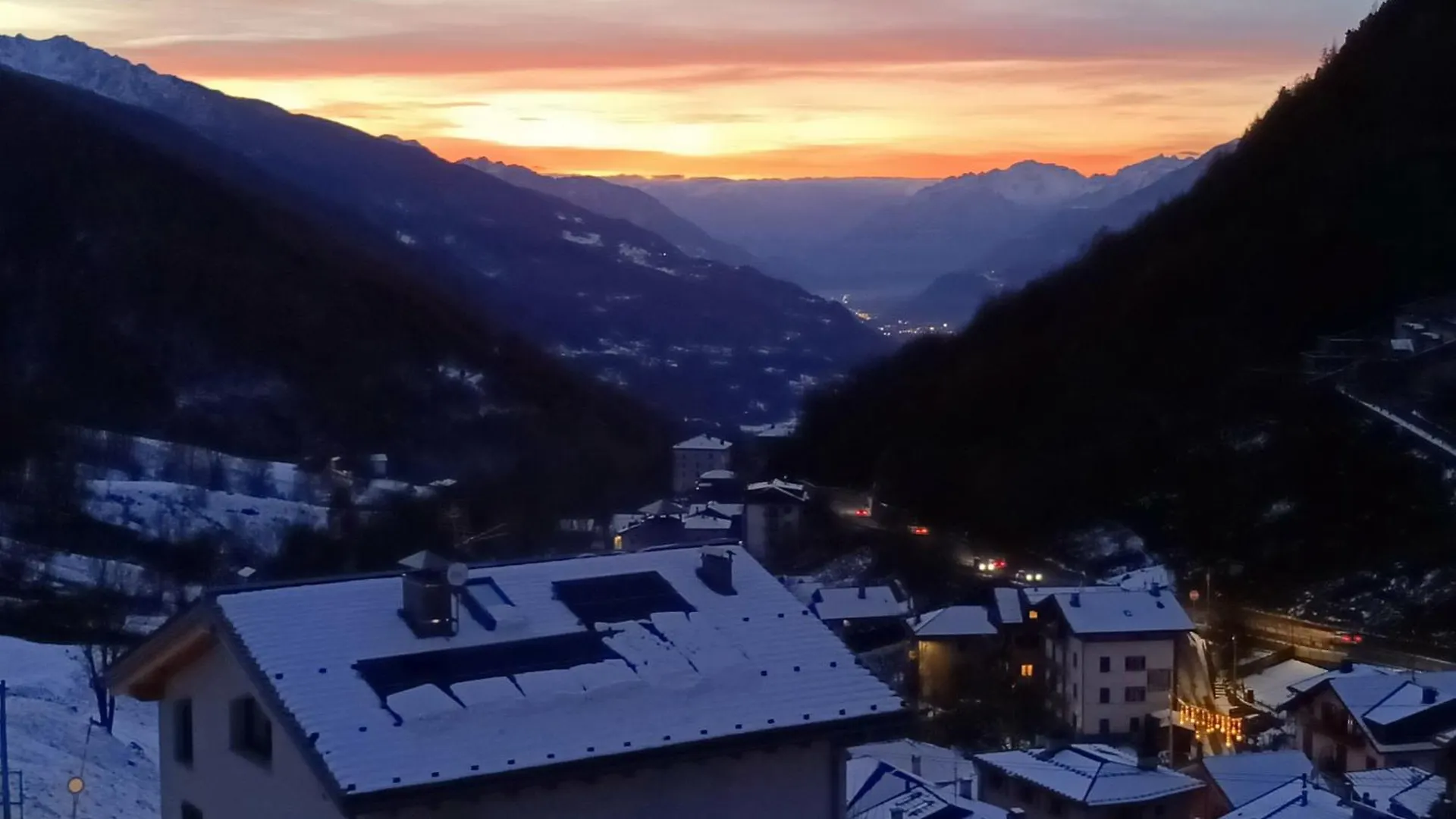 Lejlighed Aprica Favoloso Con Terrazzo Wi-Fi Netlix 4 Ospiti Comodi 3 Minuti Dalle Piste -Davvero Comodo